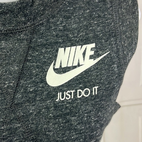 Nike dress - Picture 5 of 13